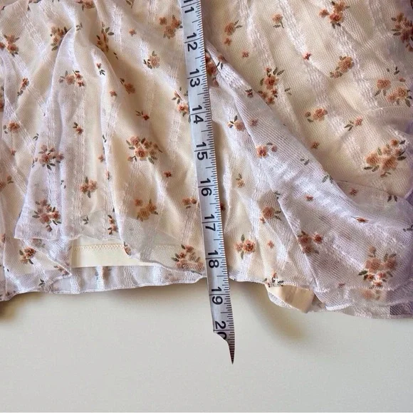 RSQ Floral Blouse XS Mustard – Cottagecore Juniors XS NWT Tilly’s - Picture 9 of 9